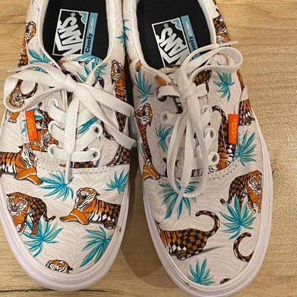 VANS DISCOVERY PROJECT CAT Off The WAll NWOT, women’s size 6, men’s size 4.5 - Picture 2 of 9